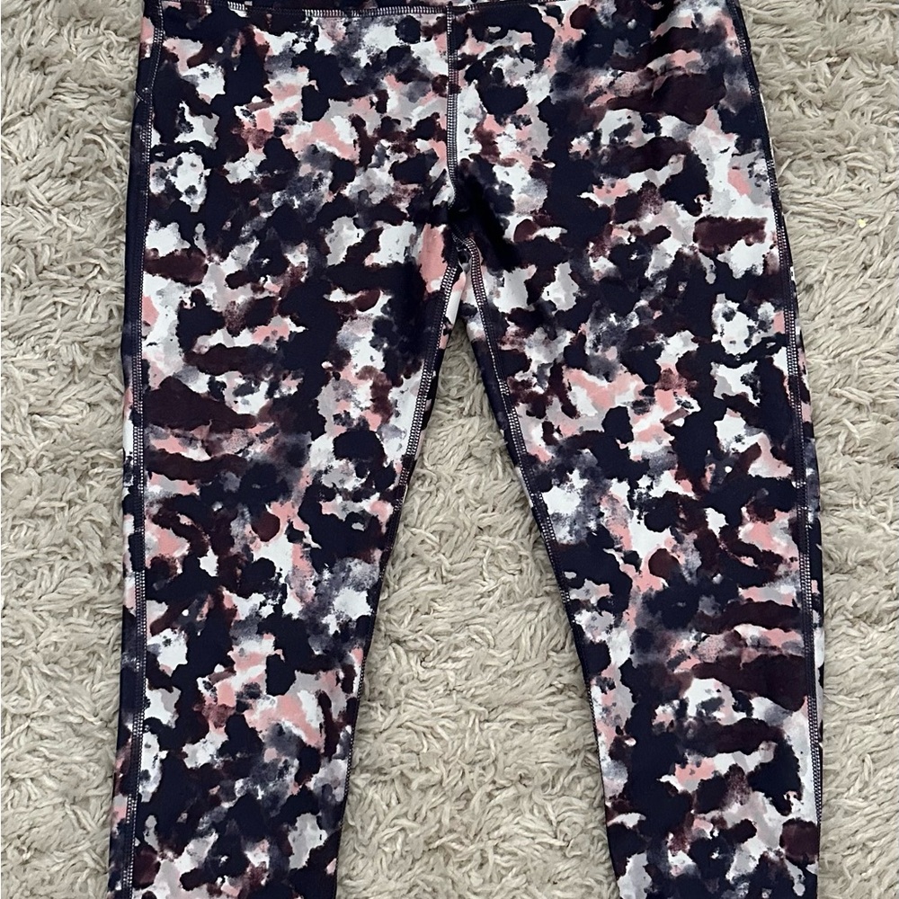 Women’s Camouflage Print Leggings